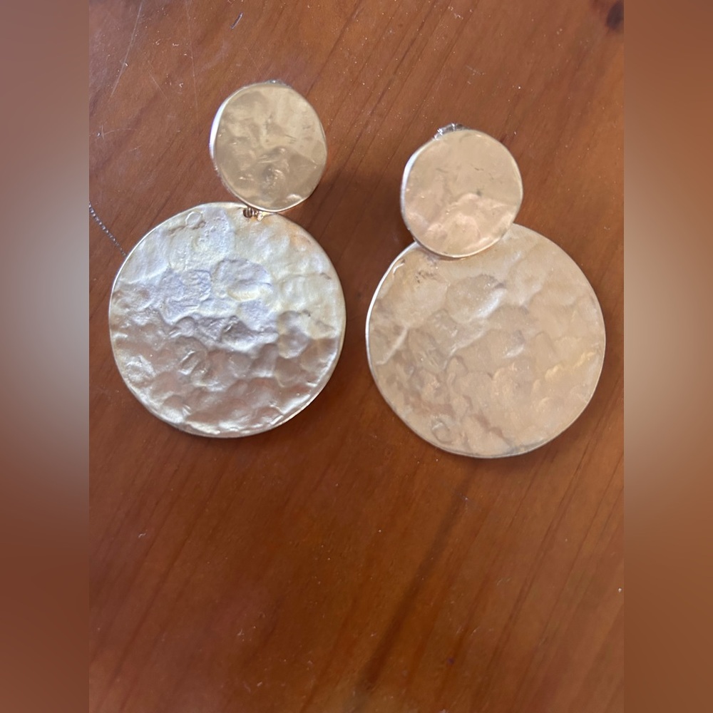 Lulus Arcata Gold Round Earrings - Picture 2 of 3